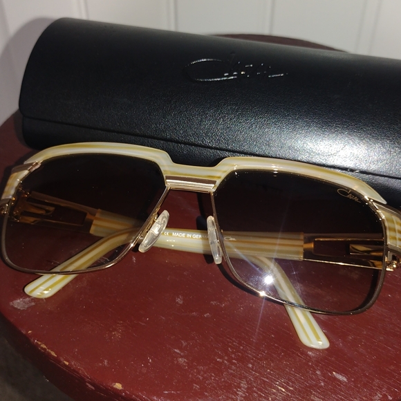 CAZAL UNISEX SUNGLASSES... - Picture 15 of 16